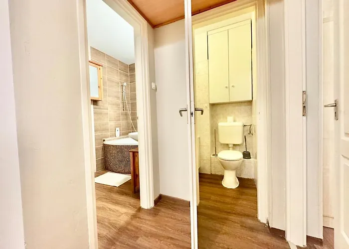 T27 With Free Parking Budapest