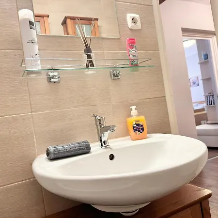 T27 Free Parking דירה *