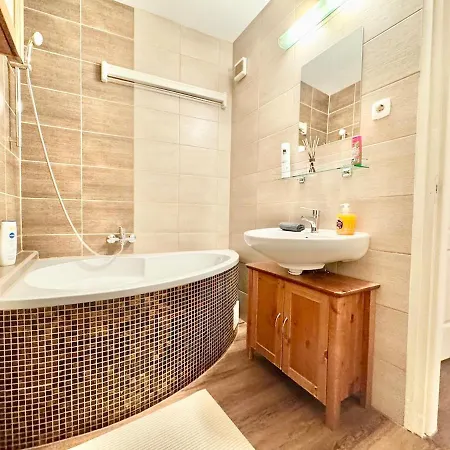 T27 Free Parking דירה *